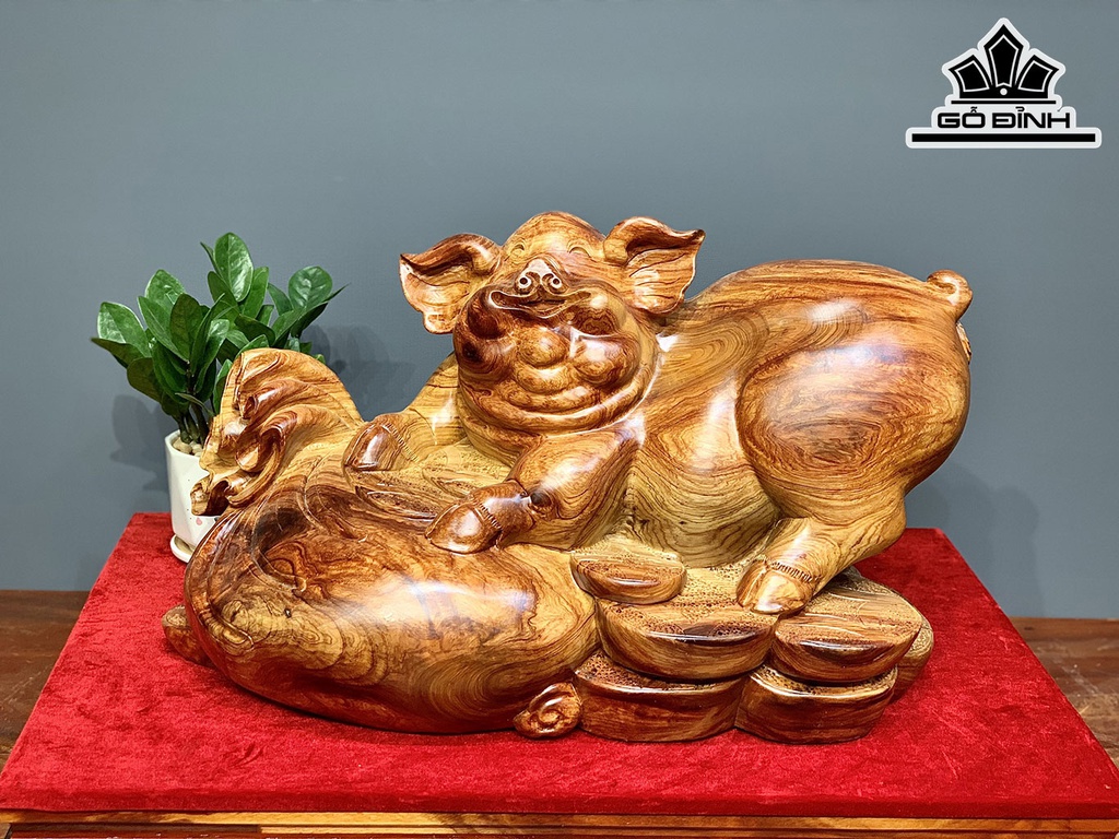 Tượng Heo Gỗ Hương Cao 35 Ngang 55 Sâu 30 (cm)