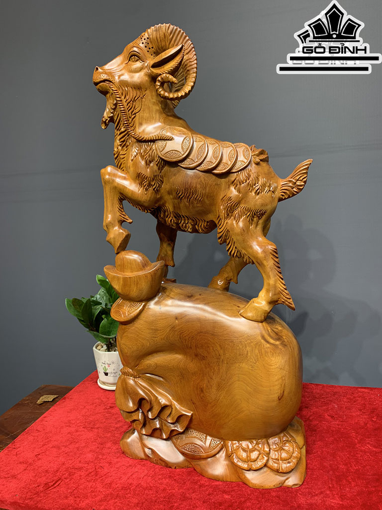 Tượng Nhất Dương Gỗ Hương Cao 73 Ngang 33 Sâu 18 (cm)