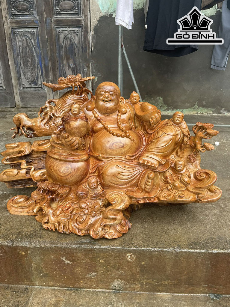 Tượng Phật Di Lặc Tam Phúc Ngồi Sâm Gỗ Hương Cao 50 Ngang 80 Sâu 35 (cm)