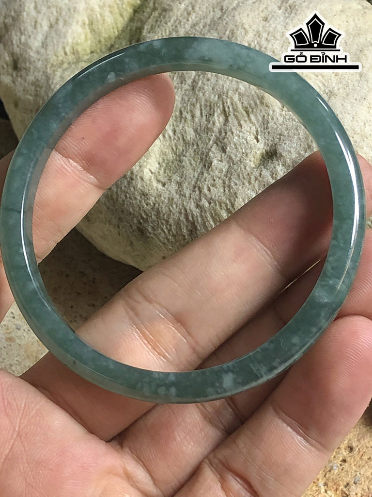 Vòng Tay Đá Cẩm Thạch Đường Kính 55.5 (mm) 18g