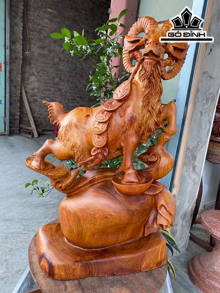 Tượng Dê Phong Thủy Gỗ Hương Cao 63 Ngang 38 Sâu 20 (cm)