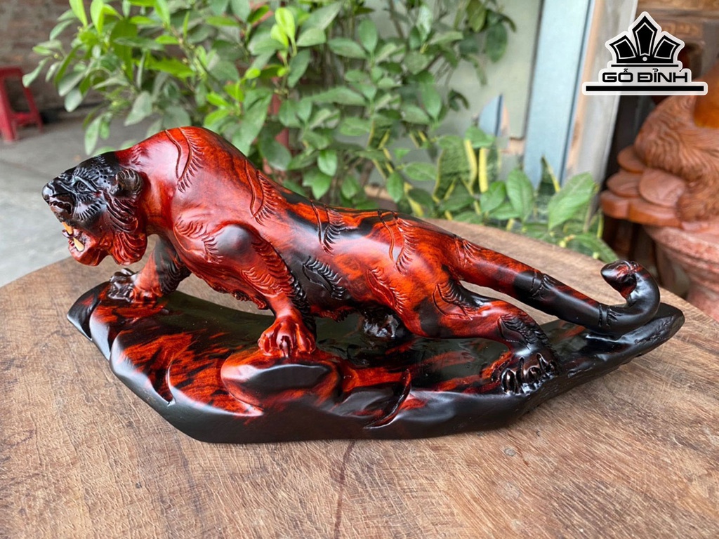 Tượng Hổ Phong Thủy Gỗ Trắc Cao 11 Ngang 26 Sâu 7,5 (cm)