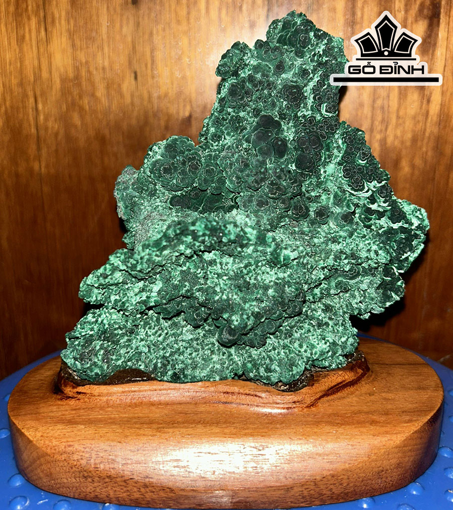 Tác Phẩm Đá Malachite Cao 16 Ngang 15 (cm) 1,04kg