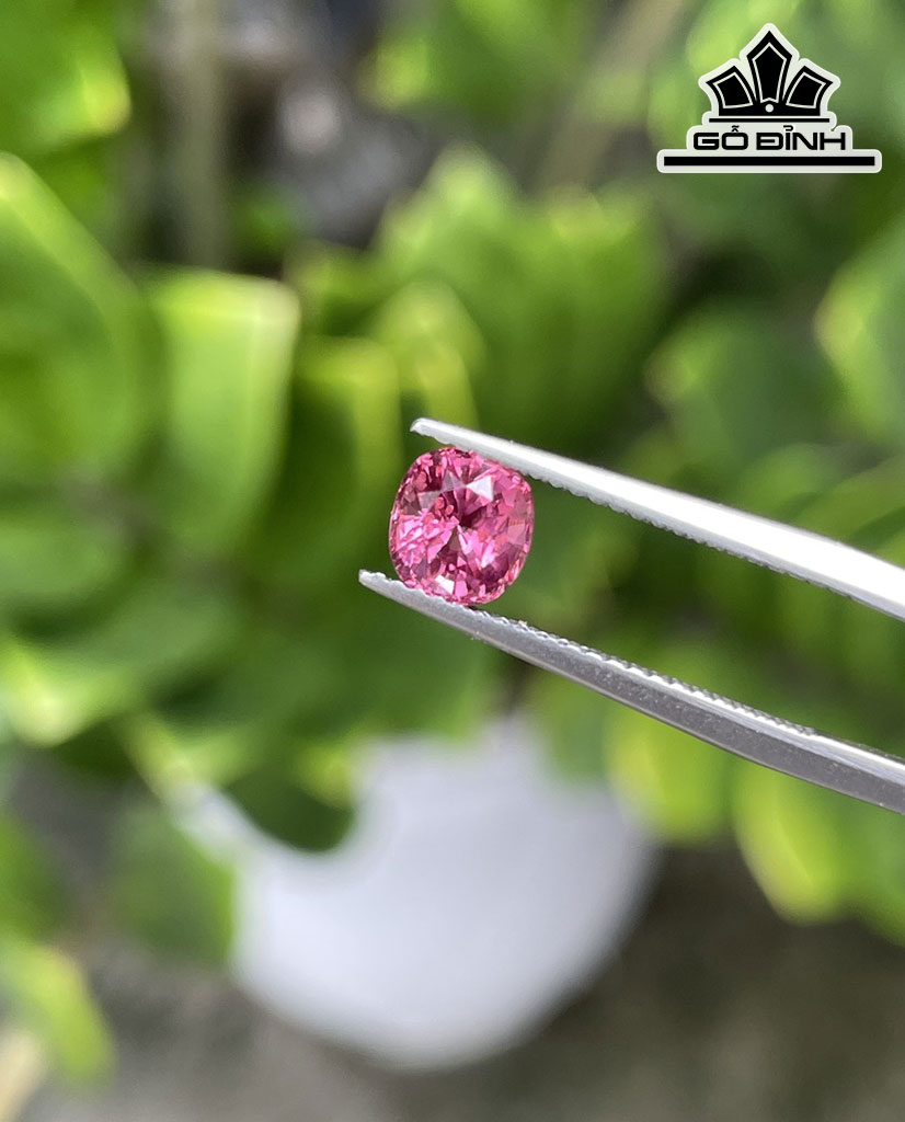 Viên Đá  Spinel  Hồng Đào 2,52cts