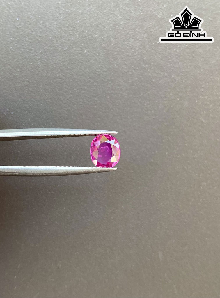 Viên Đá Ruby Hồng 1,35cts