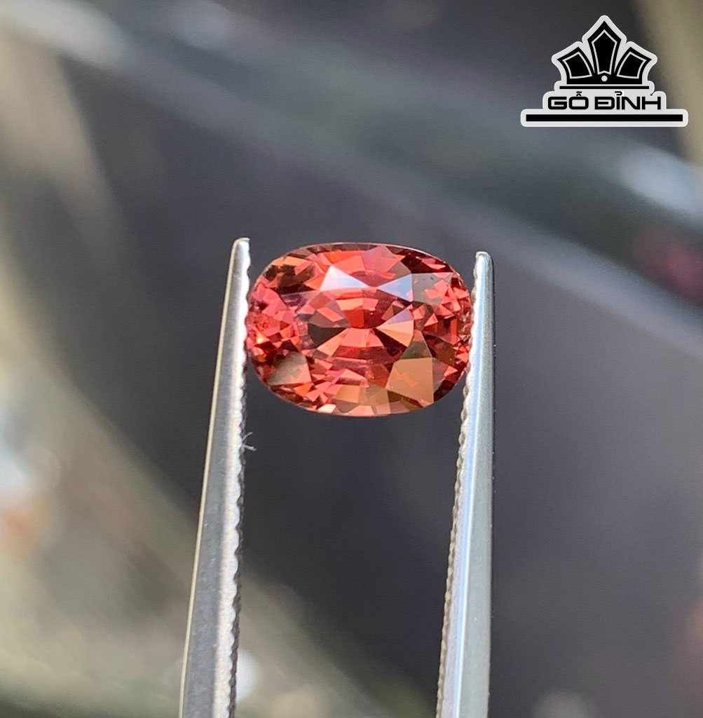 Viên Đá Spinel Cam 2cts