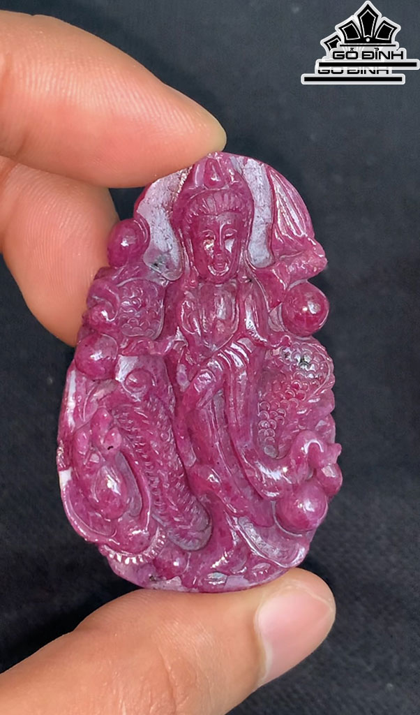 Mặt Dây Chuyền Đá Ruby 135,6cts