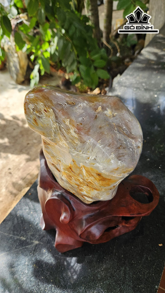 Tác Phẩm Gỗ Hóa Ngọc Cao 38 Ngang 18(cm) 9,5kg