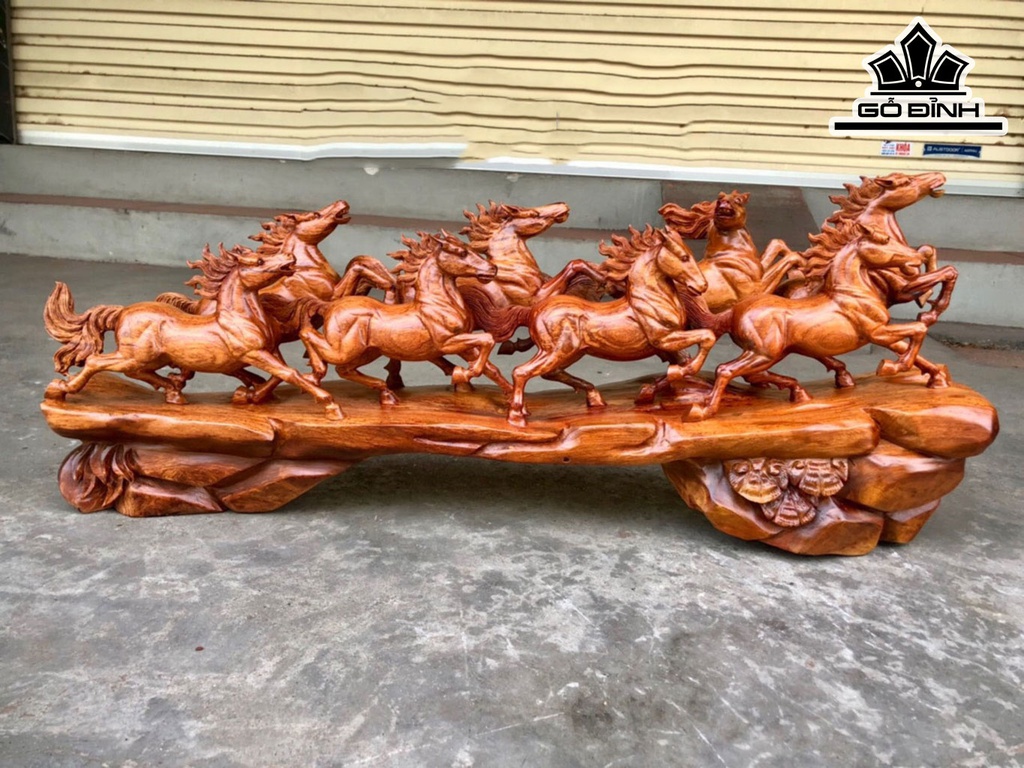 Tượng Bát Mã Gỗ Hương Cao 35 Ngang 82 Sâu 14 (cm)