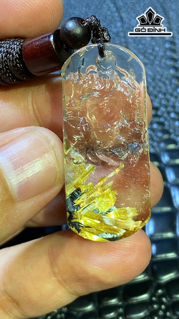 Mặt Dây Chuyền Quan Công Đá Thạch Anh Tóc Vàng Cao 41 Ngang 18 Sâu 7,8 (mm) 11gr