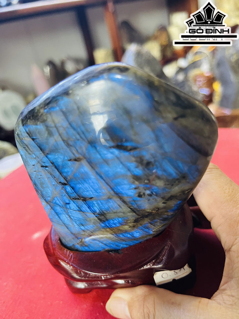 Tác Phẩm Đá Xà Cừ (Labradorite) Cao 14 (cm) 0,8kg