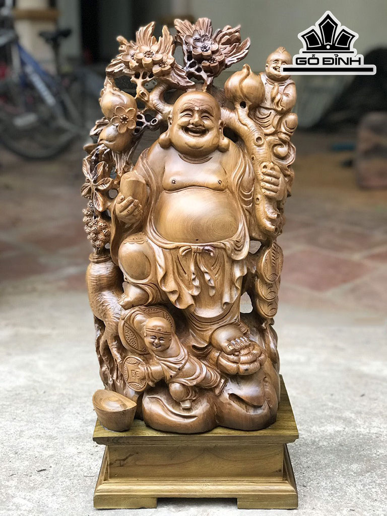 Tượng Phật Di Lặc Nhị Phúc Vác Cành Đào Gỗ Bách Xanh Cao 57 Ngang 25 Sâu 20 (cm)