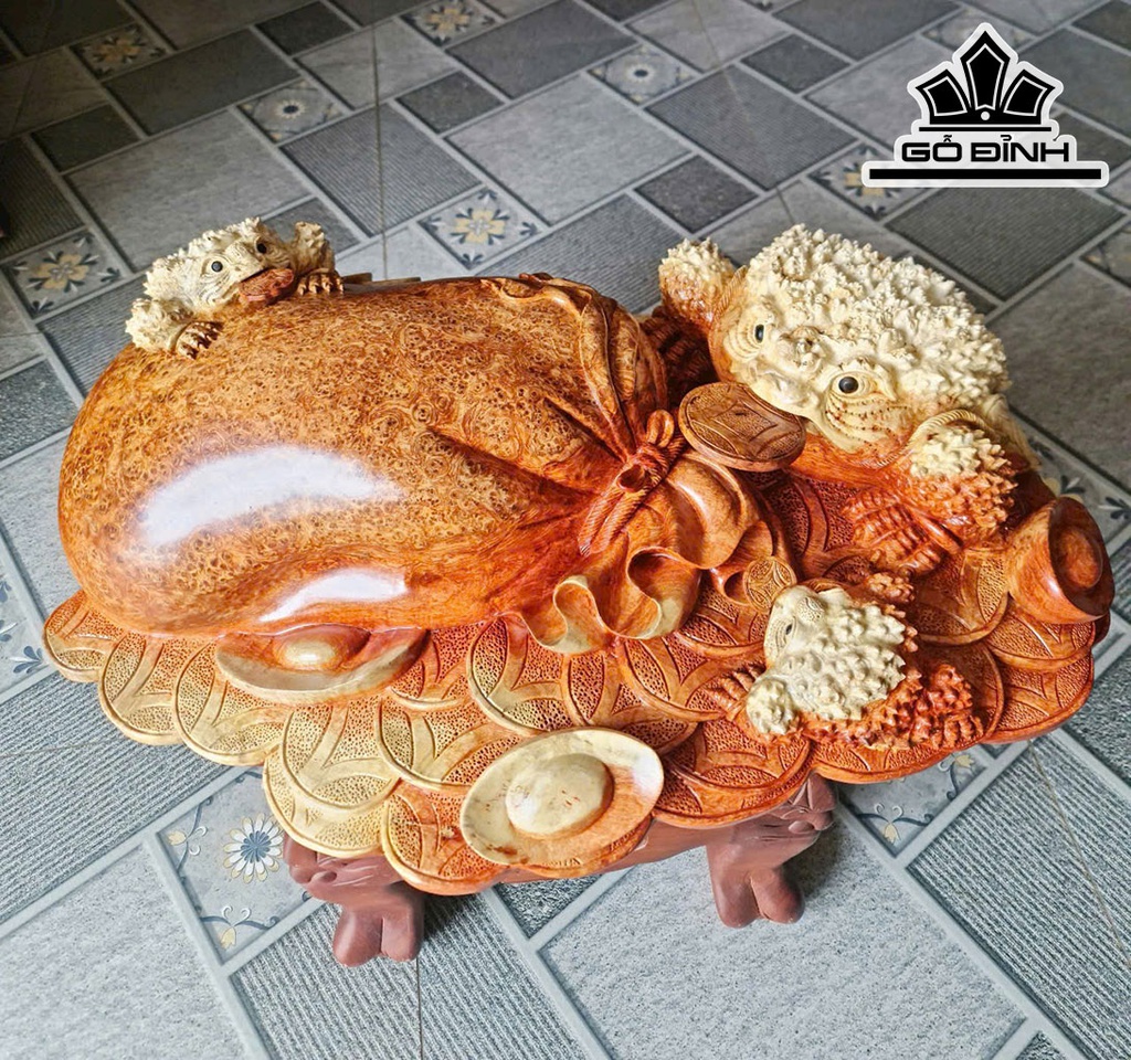 Tượng Tam Cóc Ngậm Tiền Gỗ Nu Hương Cao 48 Ngang 70 Sâu 25