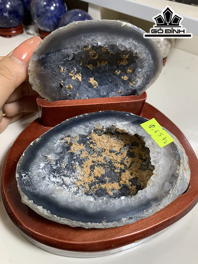 Hốc Đá Mã Não Cao 10 Ngang 12 Sâu 15 (cm) 0,65kg