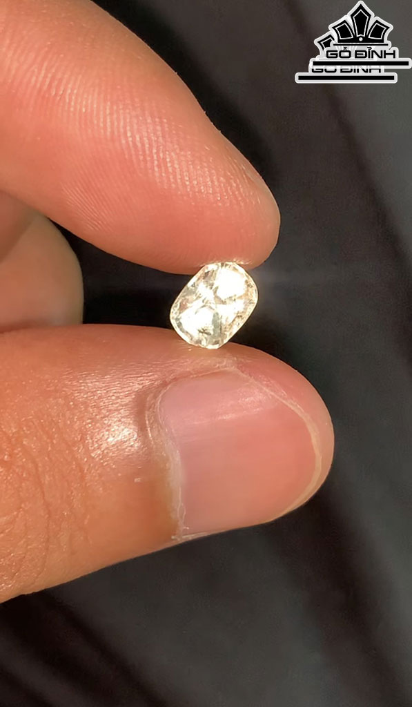 Viên Đá Đá Sapphire 1,7cts