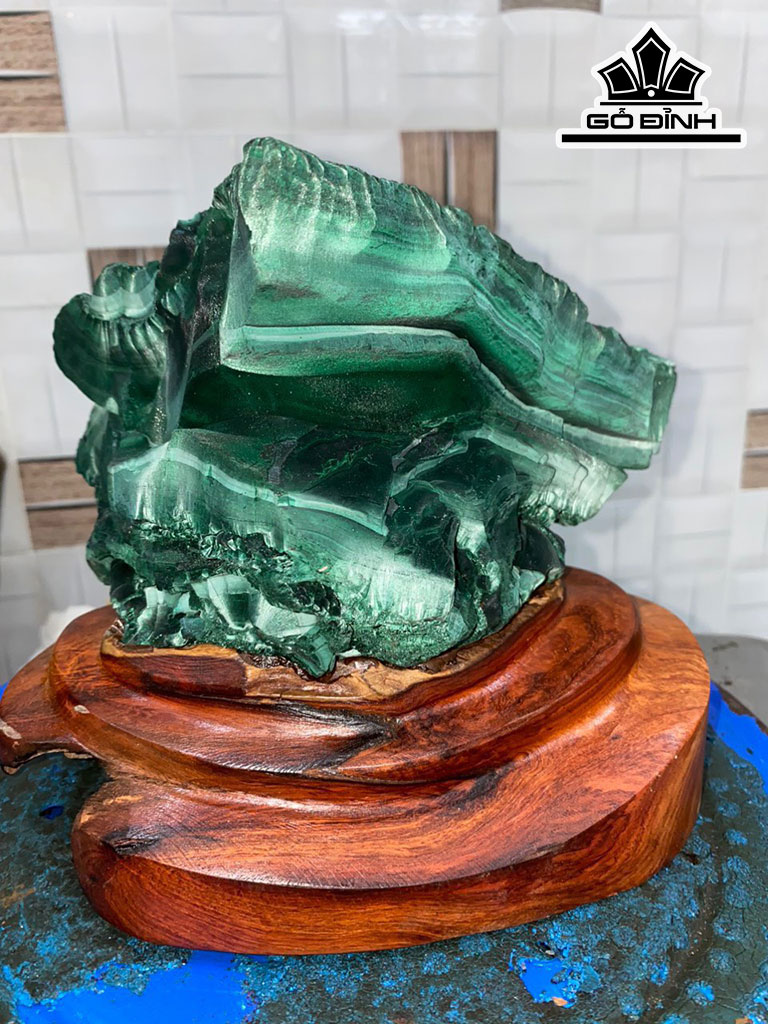 Tác Phẩm Đá Malachite Cao 17 Ngang 20 (cm)4,3kg