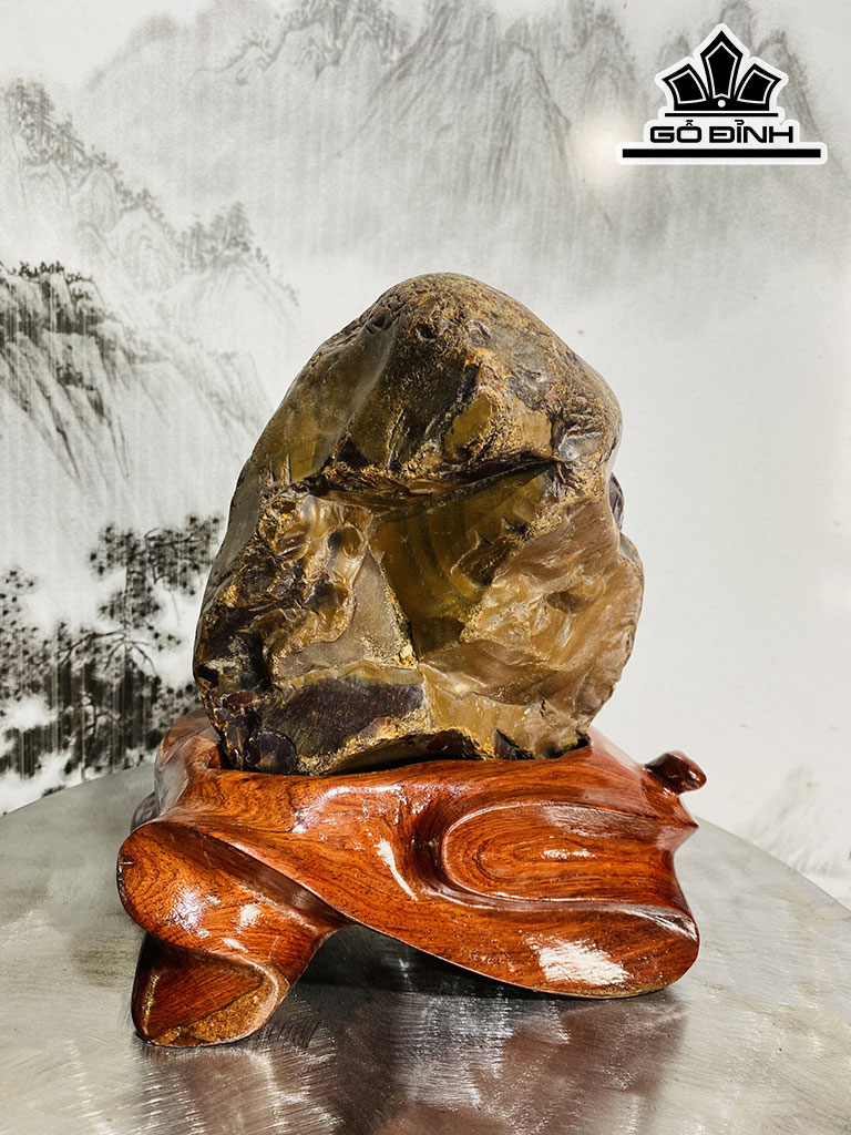 Tác Phẩm Đá Mã Não Cao 22 Ngang 19 (cm) 3,8kg