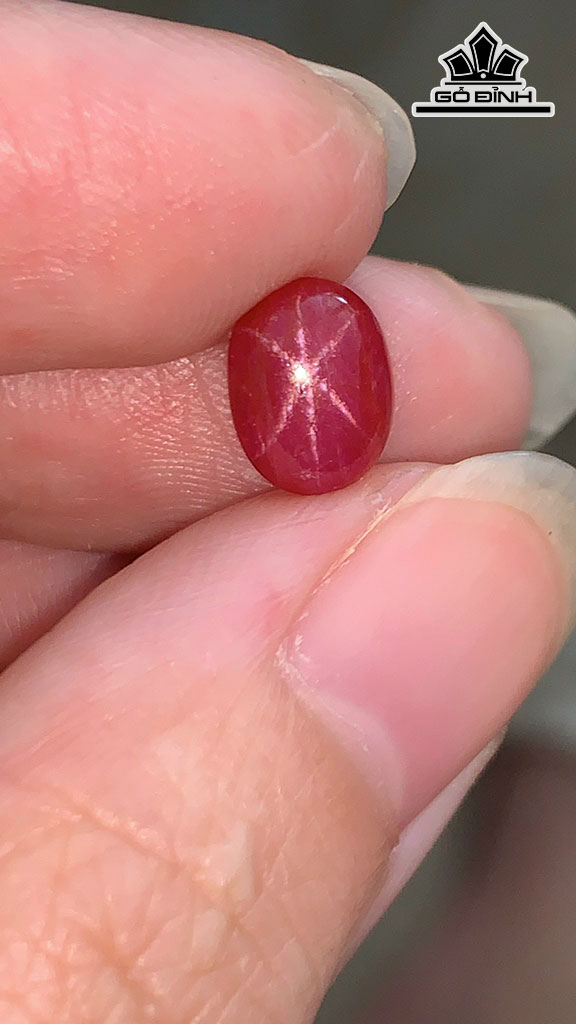 Viên Đá Ruby 2,2cts
