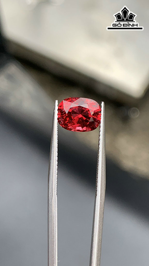 Viên Đá Spinel 2,1cts