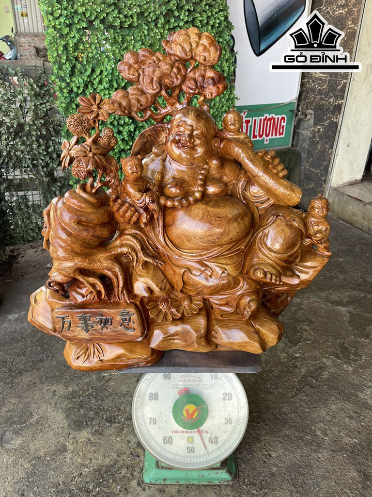 Tượng Phật Di Lặc Tam Phúc Gỗ Hương Cao 65 Ngang 65 Sâu 38 (cm)