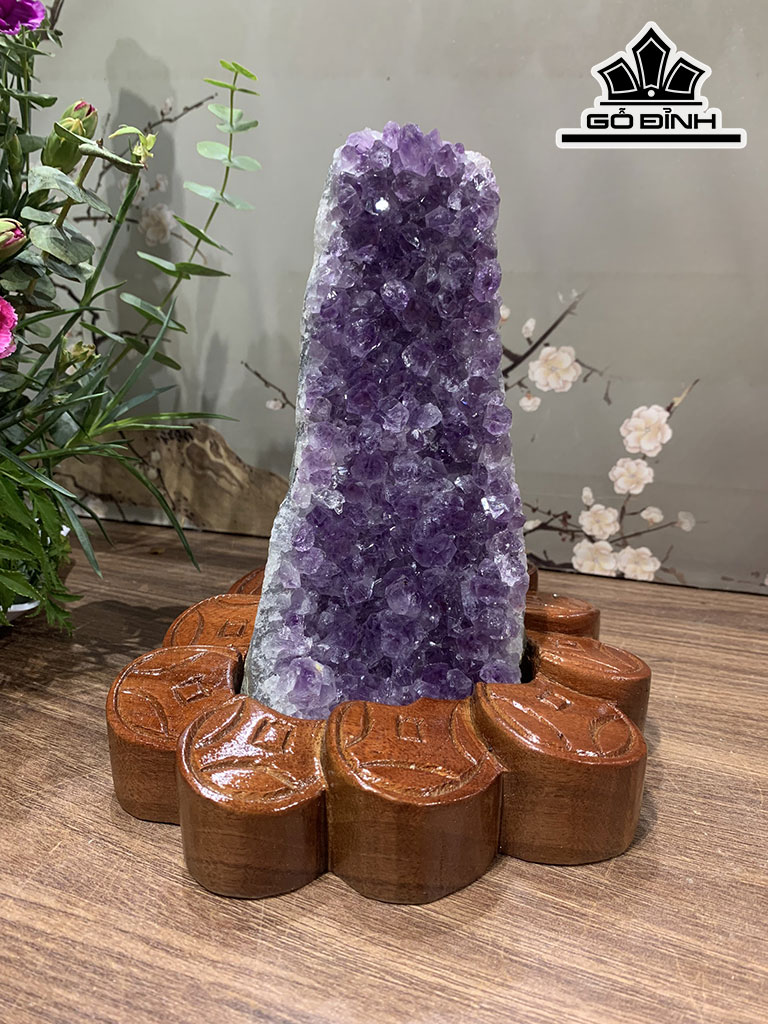 Tinh Thể Đá Thạch Anh Tím Cao 19,5 Ngang 16 Sâu 16 (cm) 1,7kg