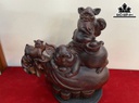 Gia Đình Tam Heo Gỗ Cẩm Việt Cao 46 Ngang 46 Sâu 21 (cm)