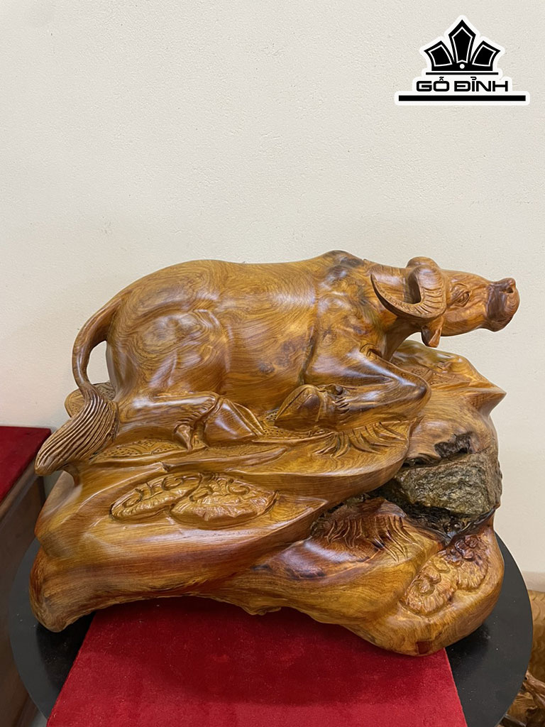 Tượng Trâu Gỗ Hương Cao 35 Ngang 52 Sâu 27 (cm)