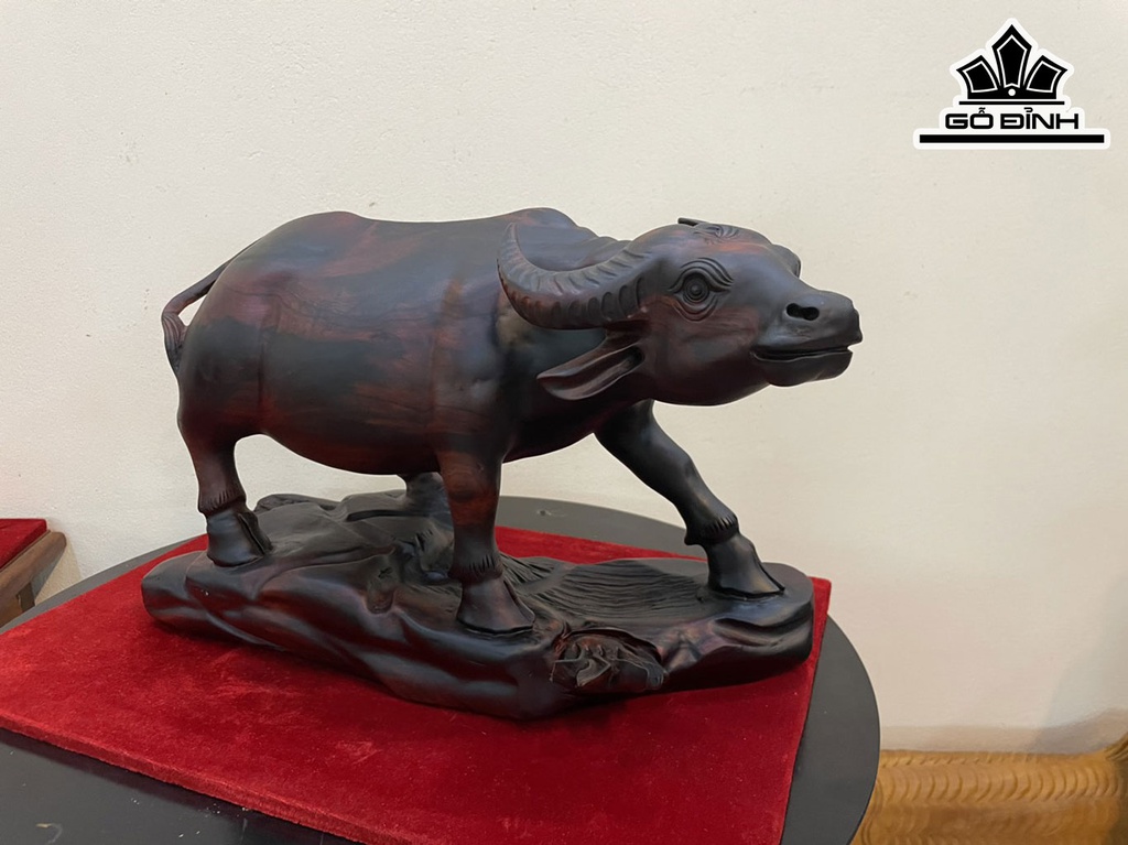 Tượng Trâu Gỗ Trắc Cao 23 Ngang 37 Sâu 15 (cm)