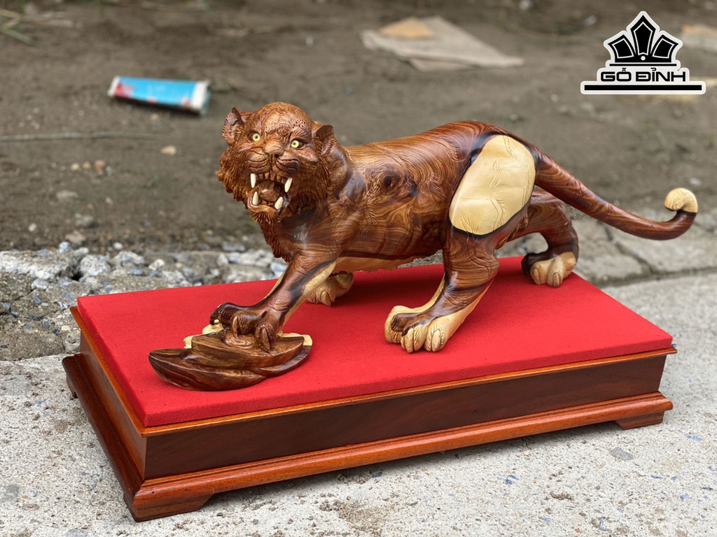 Tượng Hổ Phong Thủy Gỗ Cẩm Cao 24 Ngang 71 Sâu 21 (cm)