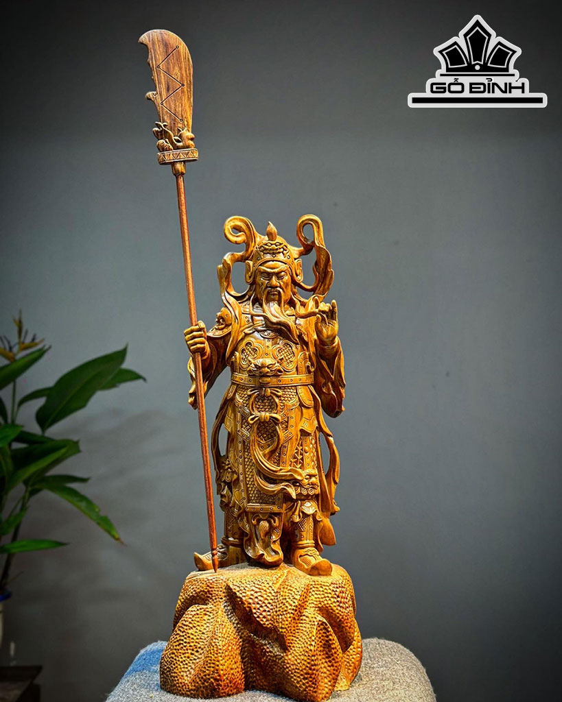 Tượng Quan Công Gỗ Sưa Cao 51 Ngang 22 Sâu 23 (cm)