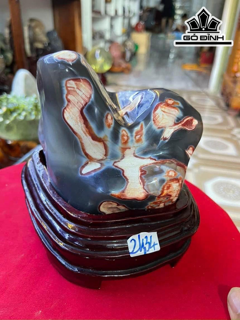 Tinh Thể Đá Mã Não Cao 15 Ngang 12 (cm) 2,34kg
