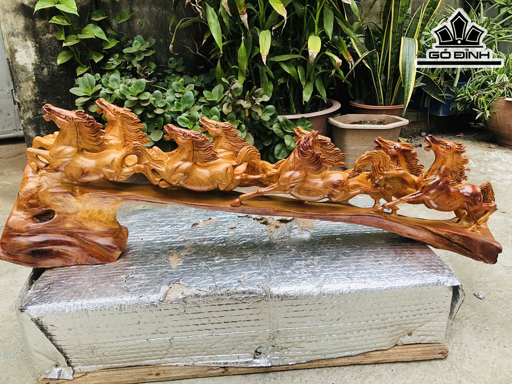 Tượng Bát Mã Gỗ Hương Cao 28 Ngang 92 Sâu 15 (cm)