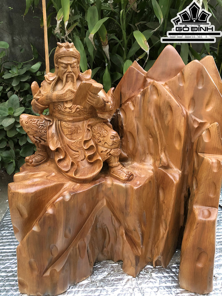 Tượng Quan Công Gỗ Ngọc Am Cao 42 Ngang 42 Sâu 31 (cm)