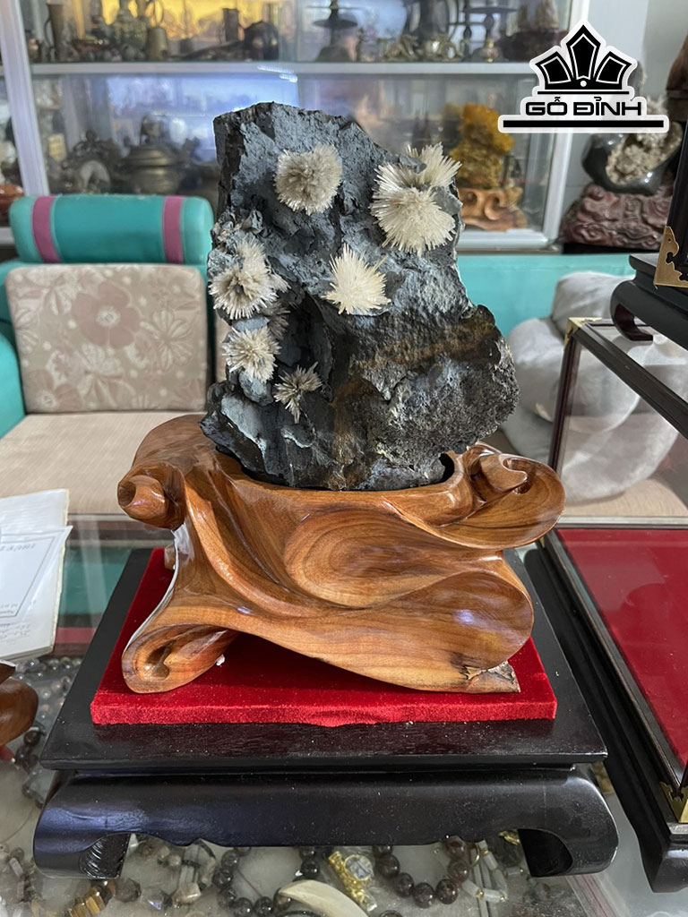 Bông Hoa Ưu Đàm Đá Trầm Tích Cao 31 (cm) 7kg