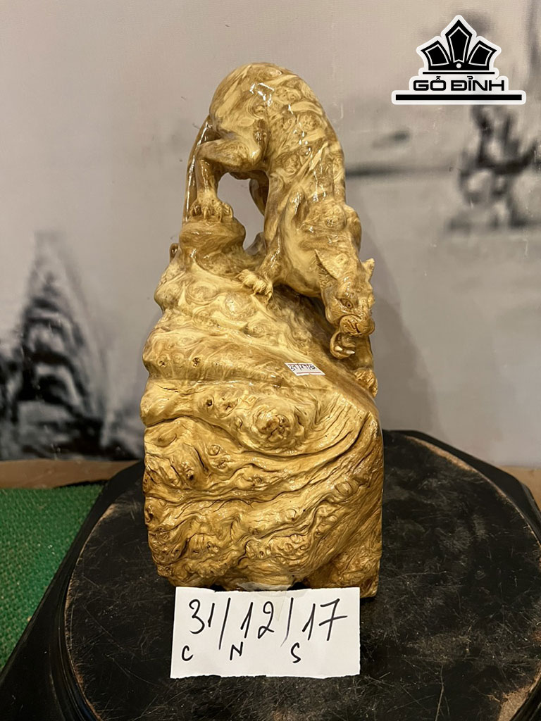 Tượng Hổ Phong Thủy Gỗ Nu Nghiến Cao 31 Ngang 12 Sâu 17 (cm)