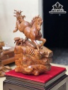 Tượng Ngựa Phong Thủy (Nhất Mã Phi Thiên) Gỗ Nu Hương Cao 52 Ngang 35 Sâu 22 (cm)