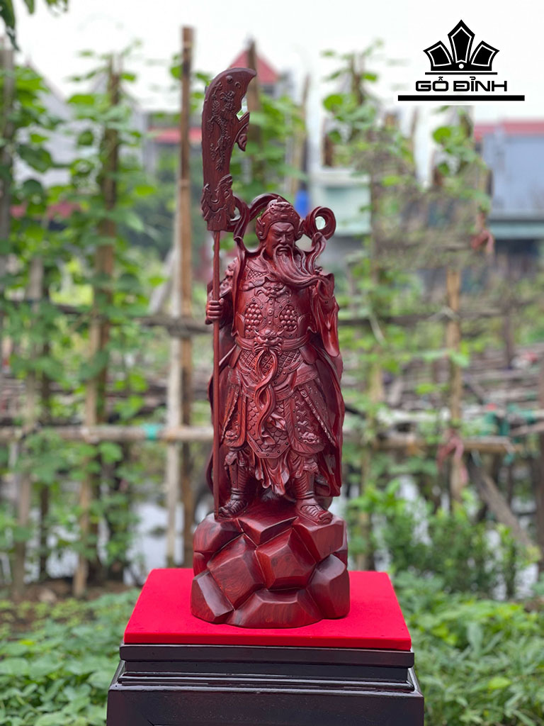 Tượng Quan Công Gỗ Tử Đàn Cao 60 Ngang 22 Sâu 20 (cm)