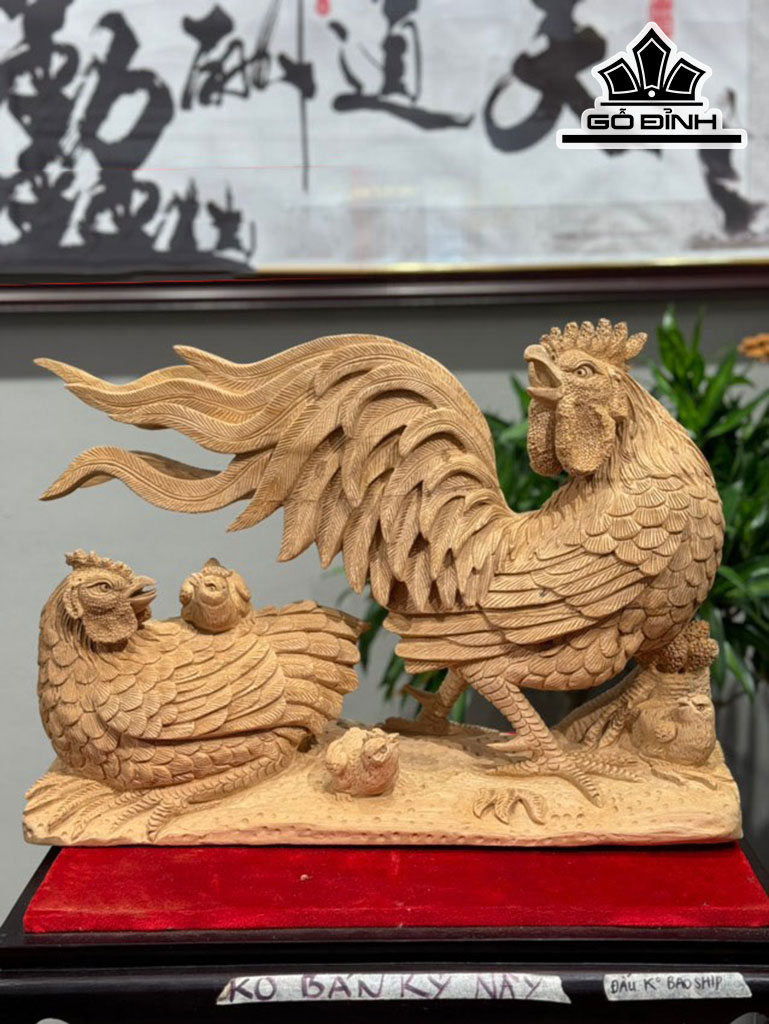 Tượng Gia Đình Gà Gỗ Ngọc Am Cao 37 Ngang 52 Sâu 20 (cm)