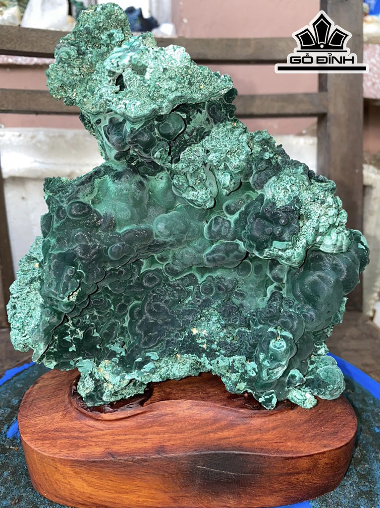Tác Phẩm Đá Malachite Cao 22 Ngang 16 (cm)  2kg