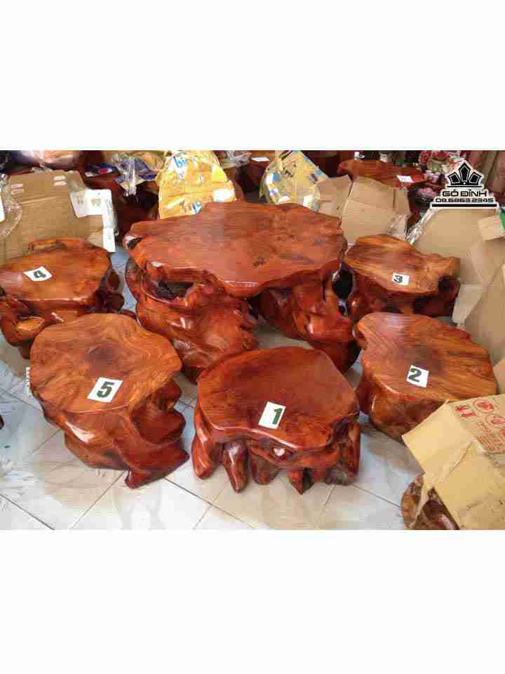 Bộ Bàn Ghế Gốc Cây Gỗ Gõ Đỏ ( Cate )  Gồm 1 Bàn Và 5 Đôn