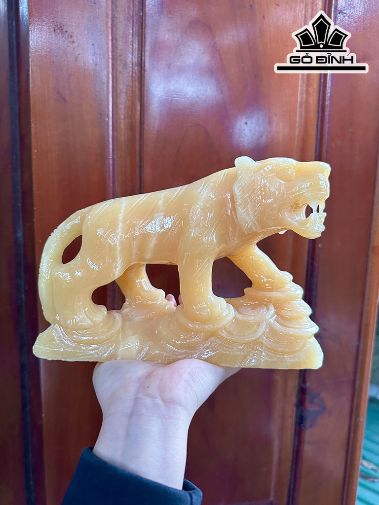 Hổ Đá Ngọc Hoàng Long Cao 20 (cm)