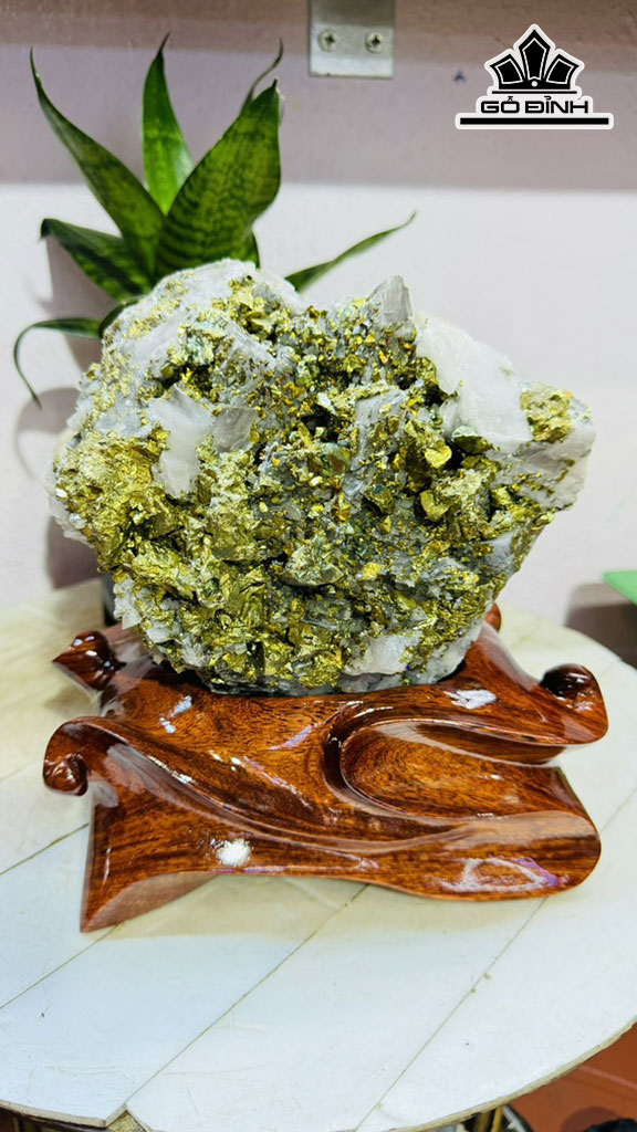 Vàng Găm Tinh Thể Đá Pyrite Cao 22 Ngang 17 (cm) 4,3kg