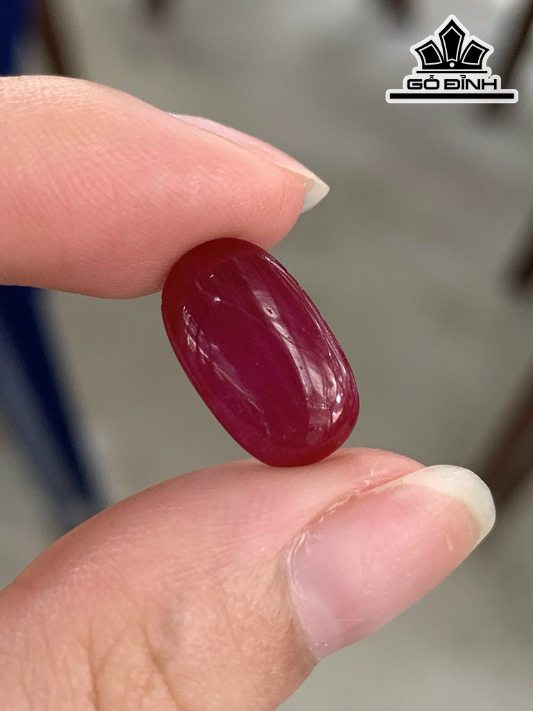 Viên Đá Ruby Đỏ Cao 15,7 Ngang 9,3 Sâu 4,2 (mm) 6,73cts