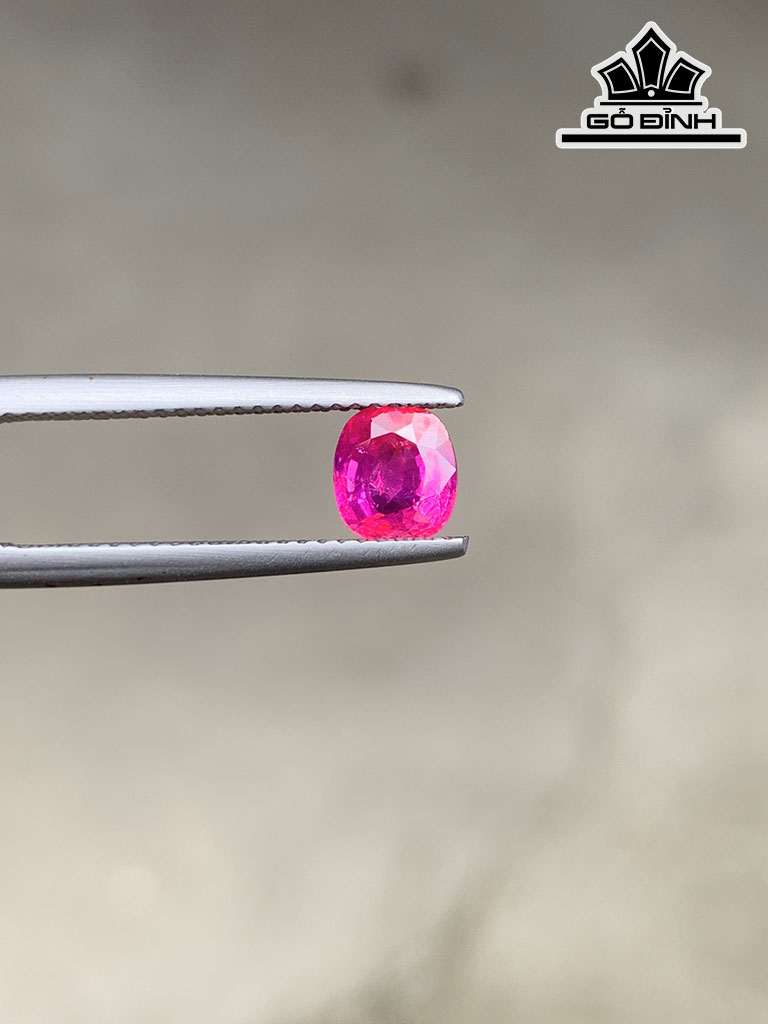 Viên Đá Ruby Hồng Ánh Cam Cao 6 Ngang 5,5 Sâu 3,5 (mm) 1,11cts