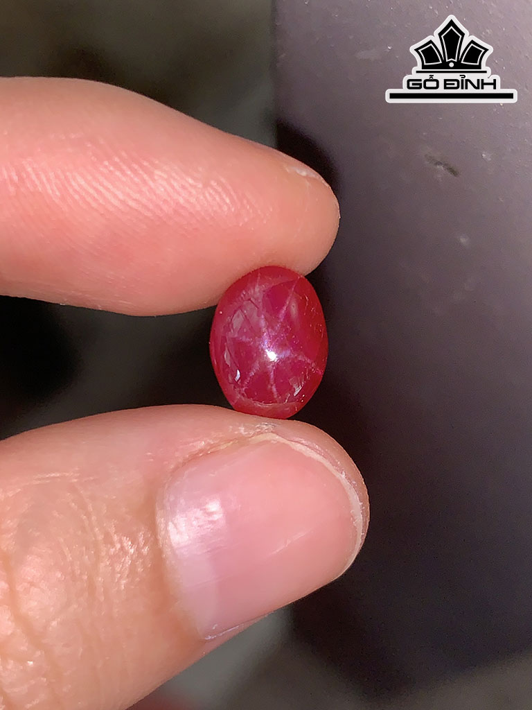 Viên Đá Ruby Sao Đỏ Cao 9,5 Ngang 7 Sâu 4,2 (mm) 3,19cts