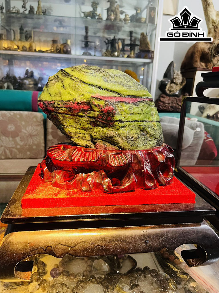Khối Đá Ruby Cao 30 Ngang 22 (cm) 3,6kg