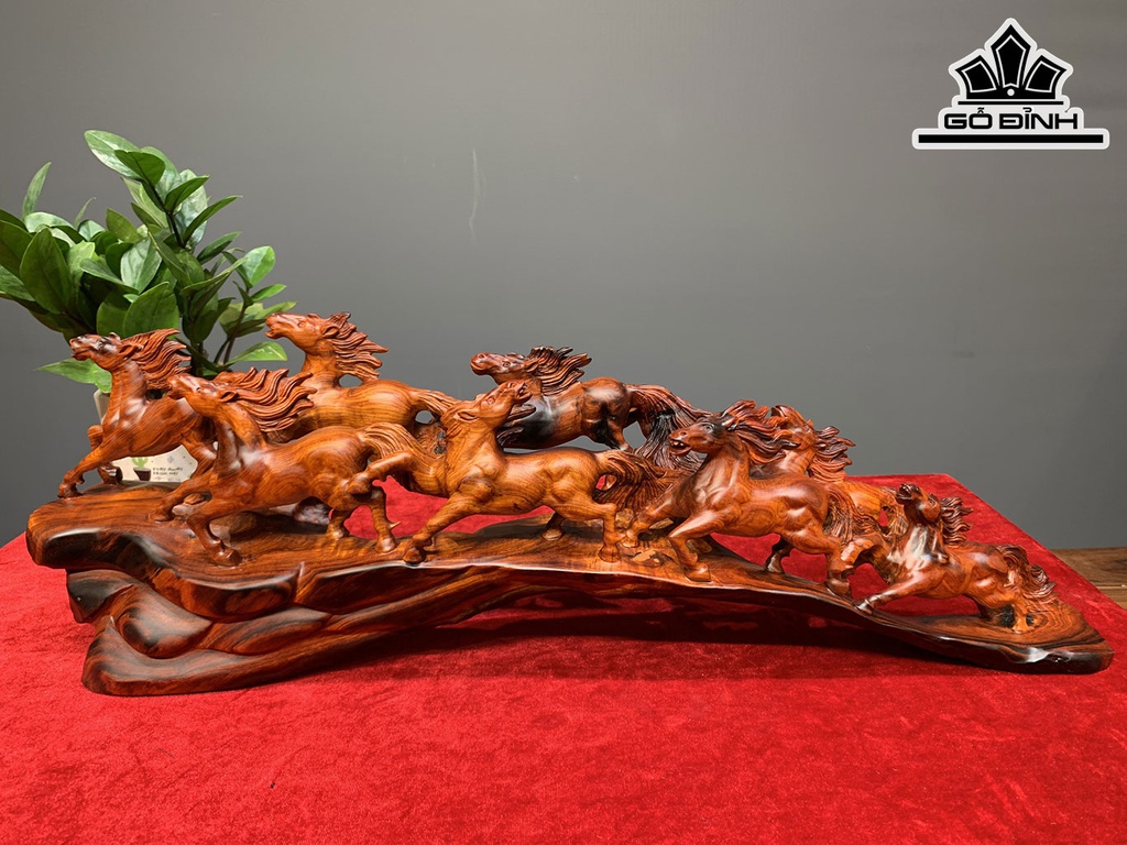 Tượng Bát Mã Truy Phong Gỗ Trắc Cao 18 Ngang 58 Sâu 11 (cm)