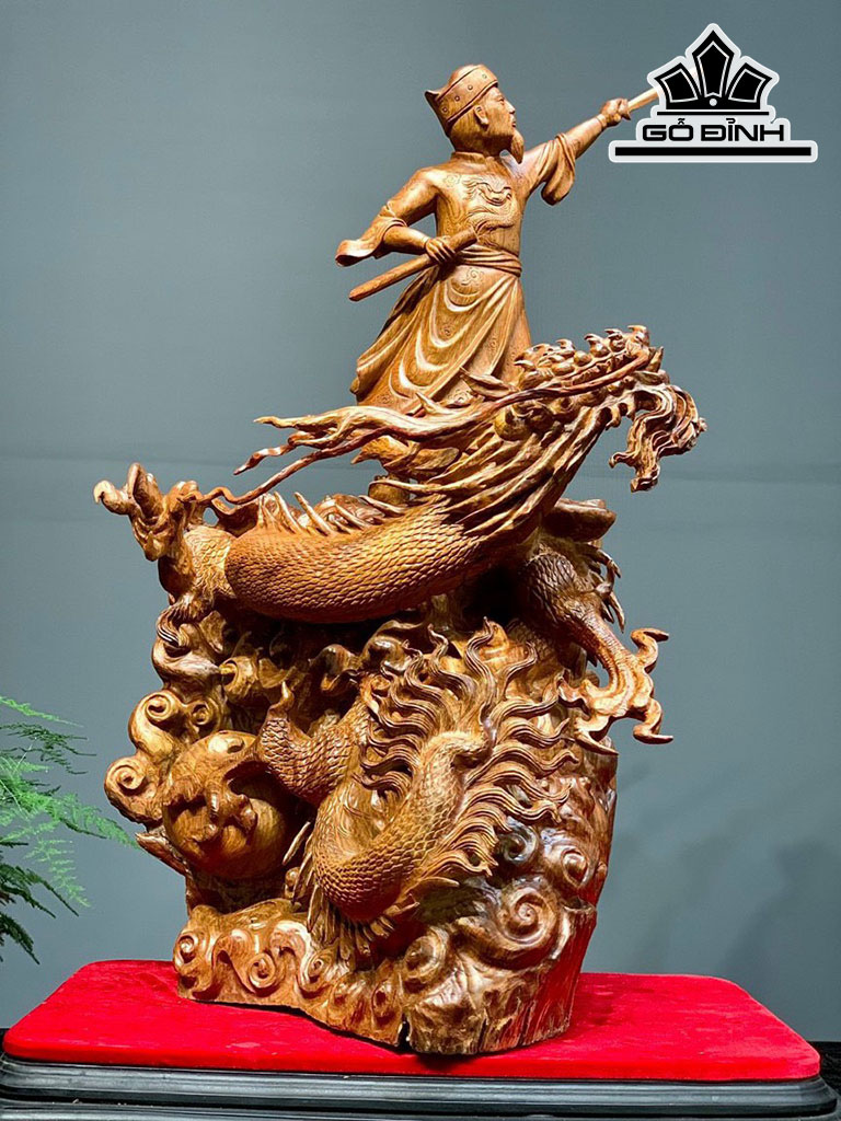 Tượng Trần Quốc Tuấn Gỗ Hương Cao 85 Ngang 50 Sâu 43 (cm)