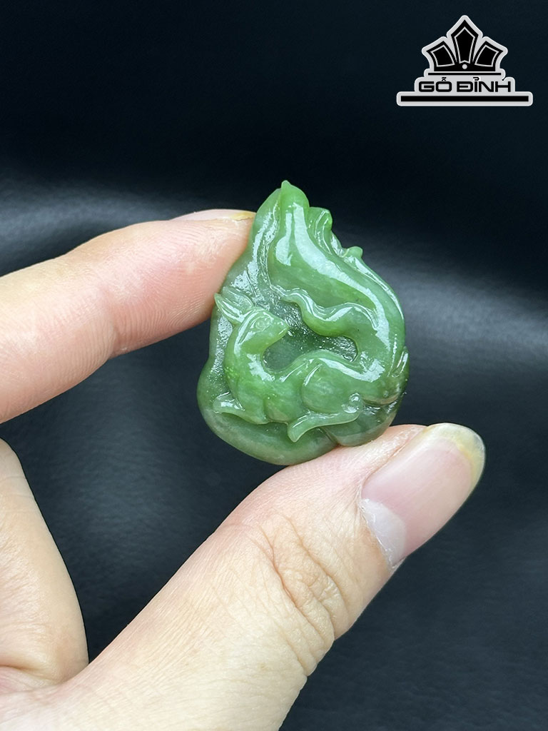 Mặt Dây Chuyền Hồ Ly Đá Ngọc Bích (Nephrite Jade)