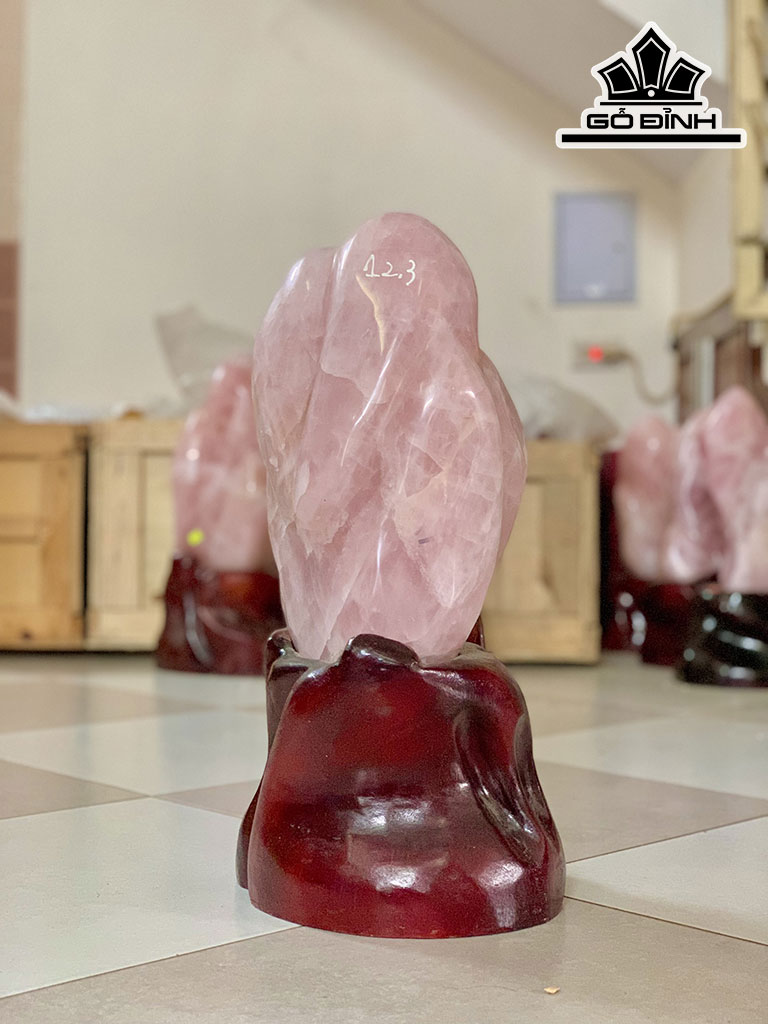 Đá Cảnh Đá Thạch Anh Hồng Cao 35 Ngang 17 (cm) 12,3kg
